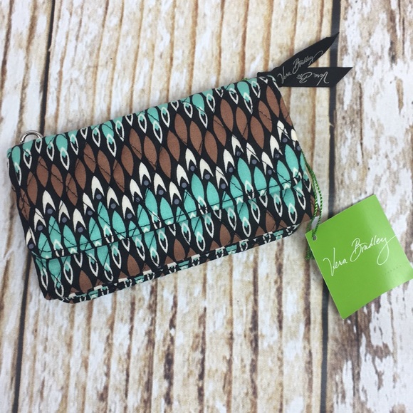 NEW Vera Bradley Smartphone Wristlet - Picture 1 of 3
